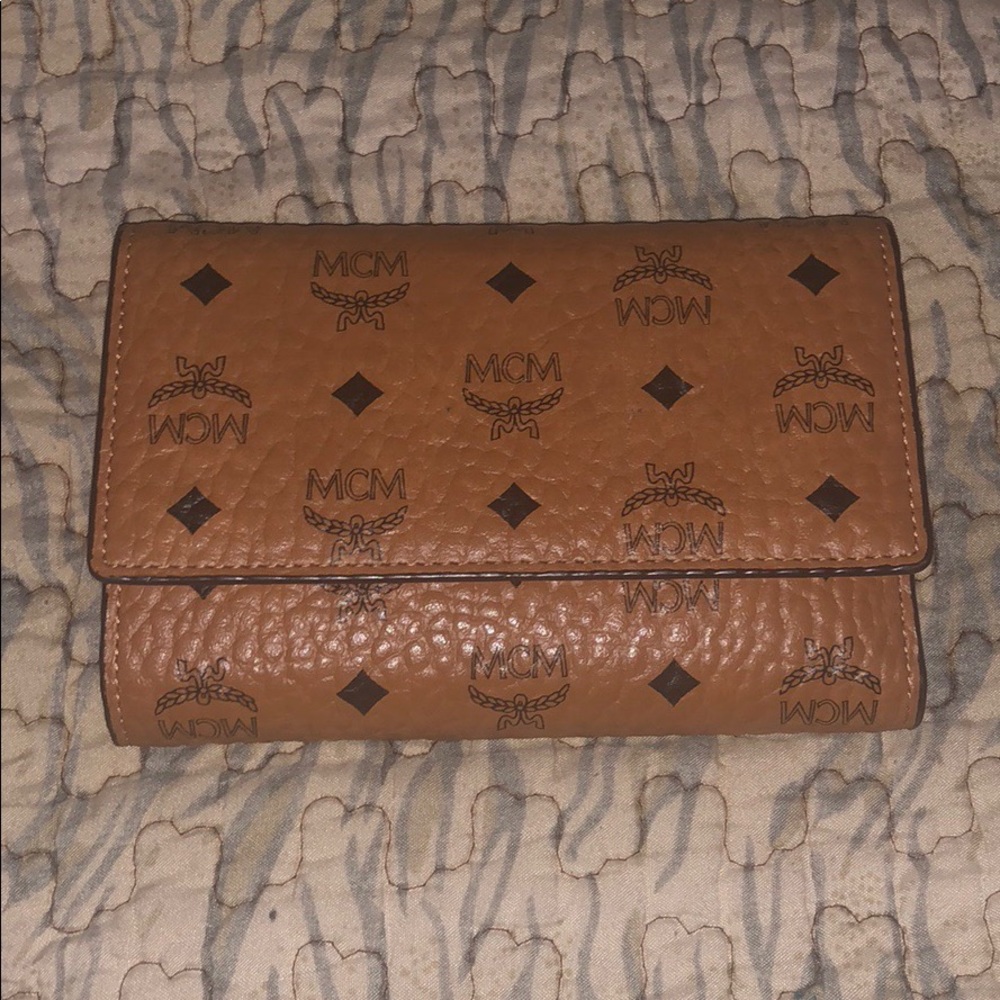 MCM Three Fold Wallet in Visetos